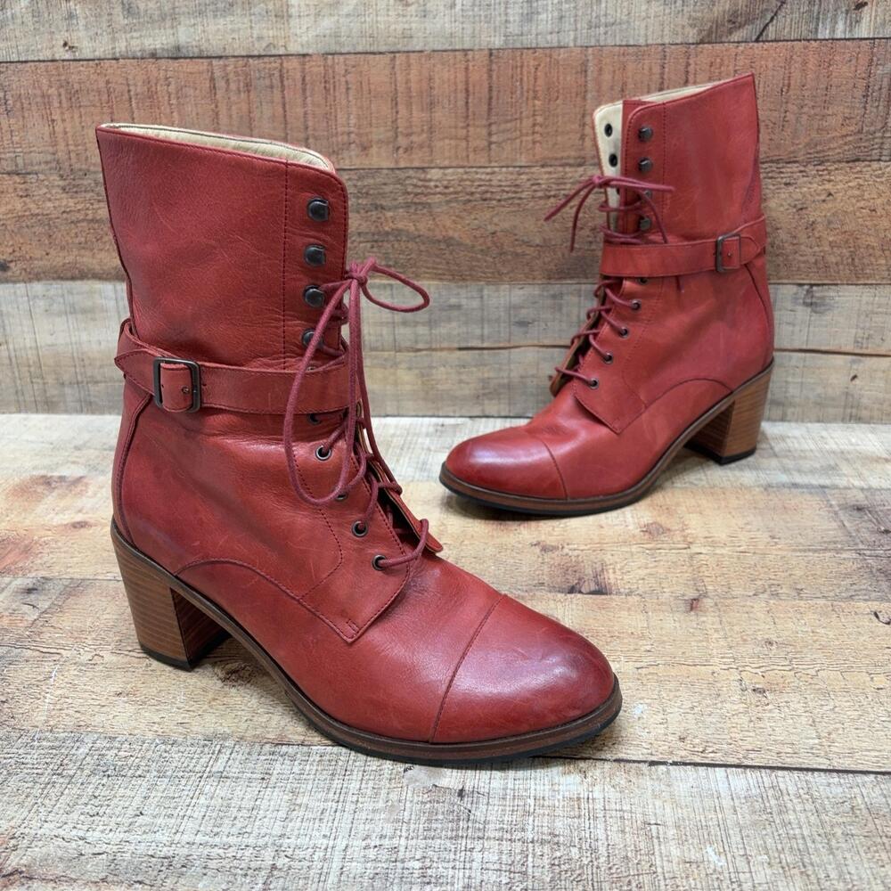 Wolverine 1000 Mile Boots Womens Size 9 40 Red Leather Mid Calf Combat Lace Up